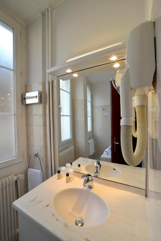 Hotel D’angleterre Hyper-centre 3*